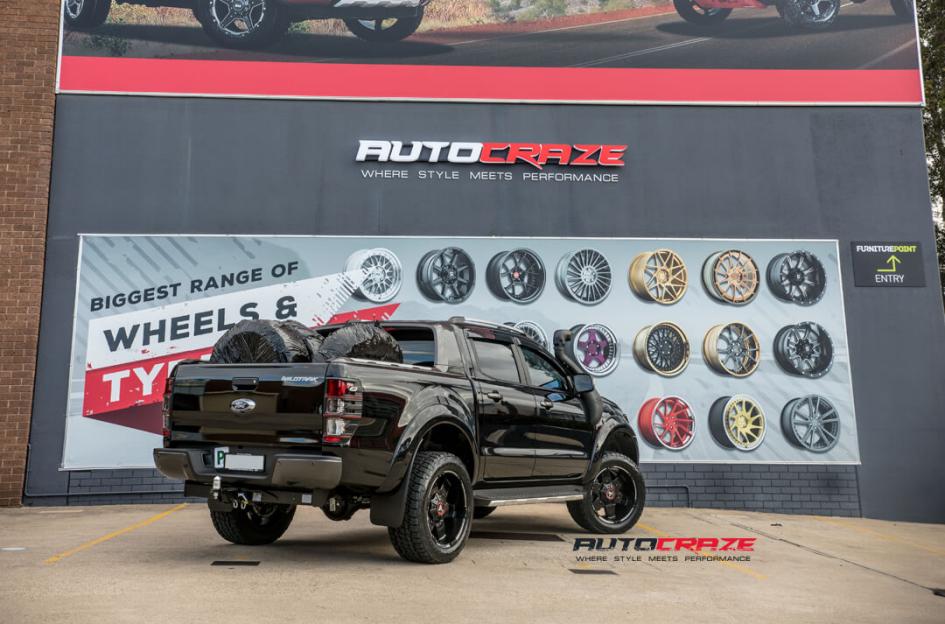 FORD RANGER AB811 SATIN BLACK GLOSS INSERTS